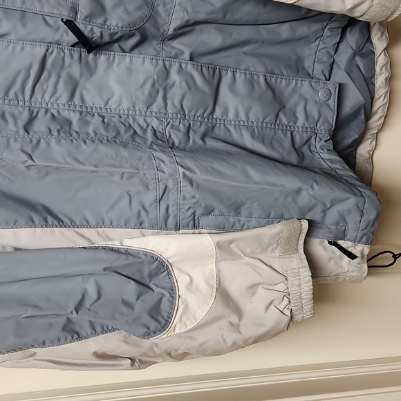 Columbia Women's S lightweight hooded jacket - Picture 4 of 13